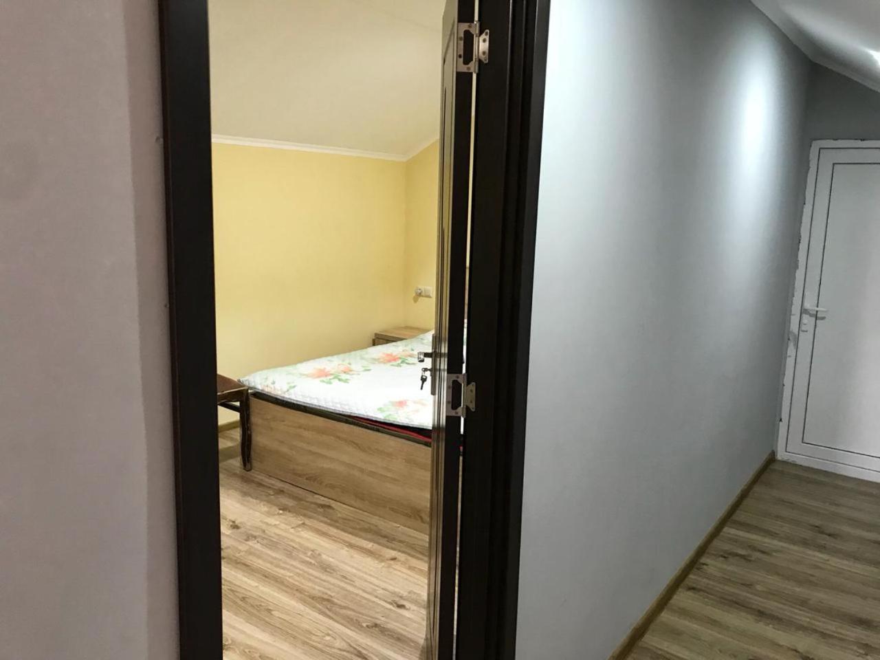 Apartment Green House マヒンジャウリ エクステリア 写真
