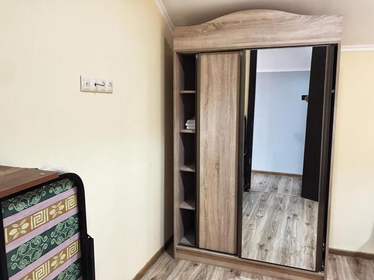 Apartment Green House マヒンジャウリ エクステリア 写真