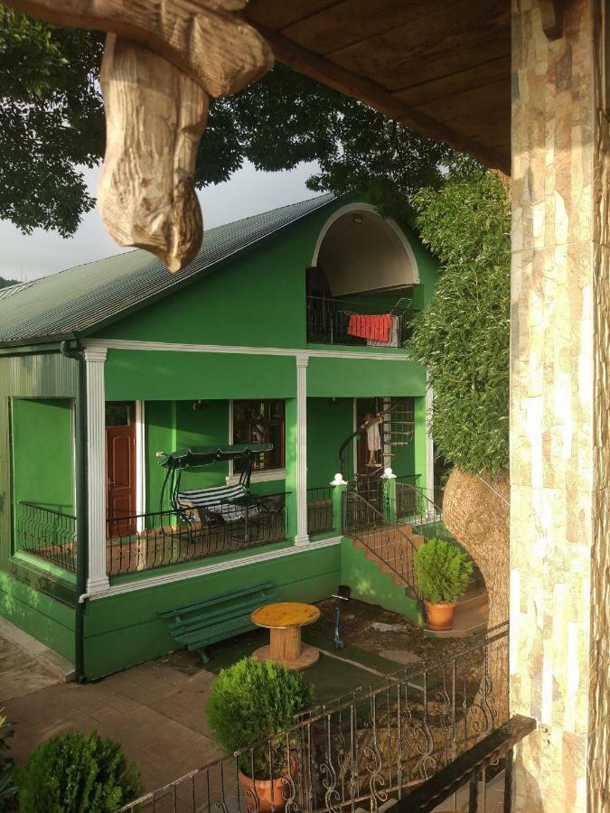 Apartment Green House マヒンジャウリ エクステリア 写真